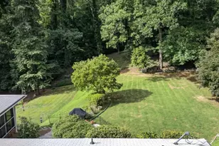 5274 Powers Ferry Rd NW, Atlanta, GA 30327 - Photo 36