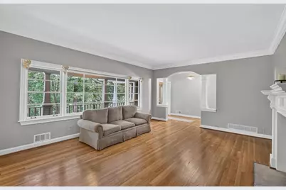 5274 Powers Ferry Road NW, Atlanta, GA 30327 - Photo 8
