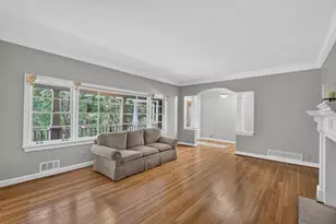 5274 Powers Ferry Rd NW, Atlanta, GA 30327 - Photo 8