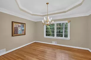 5274 Powers Ferry Rd NW, Atlanta, GA 30327 - Photo 10