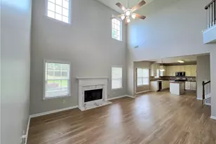 621 Roxtree Ct, Buford, GA 30518 - Photo 8