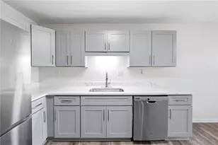 507 Garden Ct, Atlanta, GA 30328 - Photo 10