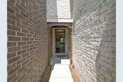 5925 Shiloh Woods Drive, Cumming, GA 30040 - Photo 2