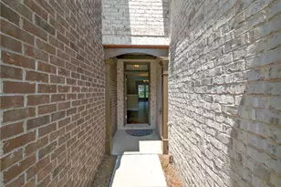 5925 Shiloh Woods Dr, Cumming, GA 30040 - Photo 2