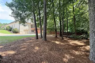 2653 White Rock Dr, Buford, GA 30519 - Photo 4