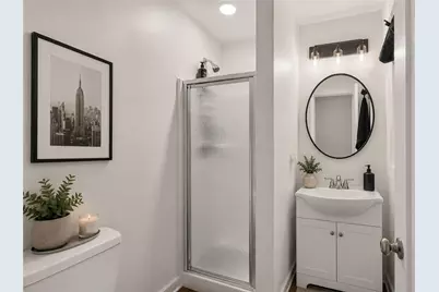221 Napoleon Drive SW, Atlanta, GA 30314 - Photo 8