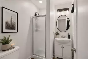 221 Napoleon Dr SW, Atlanta, GA 30314 - Photo 8