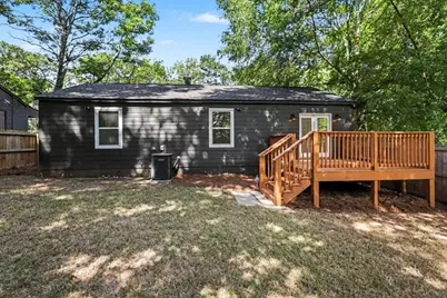 1250 Byewood Lane SW, Atlanta, GA 30310 - Photo 8