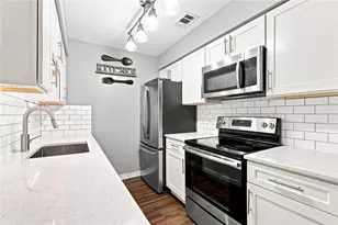 4302 Pine Heights Dr NE, Atlanta, GA 30324 - Photo 16