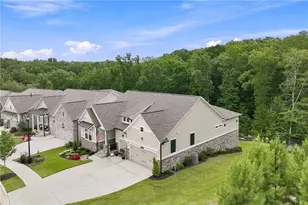 7012 Cottage Grv Dr, Flowery Branch, GA 30542 - Photo 6