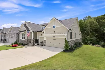 7012 Cottage Grove Drive, Flowery Branch, GA 30542 - Photo 2