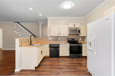 9569 Lakeview Court, Douglasville, GA 30135 - Photo 14