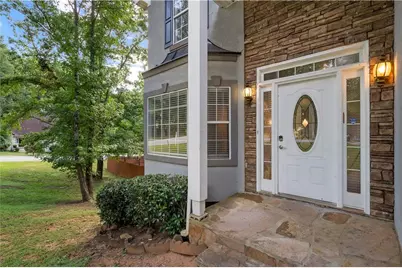 9569 Lakeview Court, Douglasville, GA 30135 - Photo 2