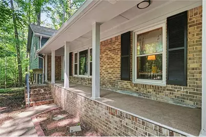 1050 Skyline Drive, Covington, GA 30014 - Photo 6