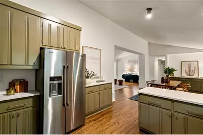 922 Barton Woods Road NE, Atlanta, GA 30307 - Photo 48