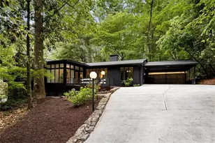 922 Barton Woods Rd NE, Atlanta, GA 30307 - Photo 1