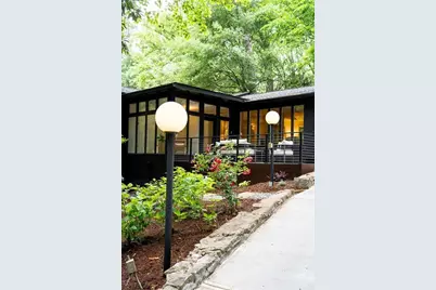 922 Barton Woods Road NE, Atlanta, GA 30307 - Photo 6