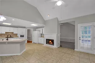 175 Pinevale Ct, Fayetteville, GA 30215 - Photo 12