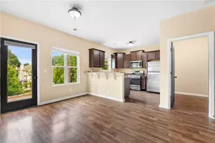 2238 Newbury Oaks Dr, Lawrenceville, GA 30044 - Photo 8