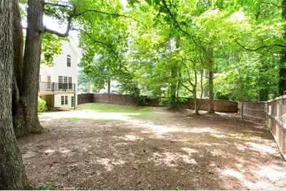 1405 Holly Lake Circle, Snellville, GA 30078 - Photo 16
