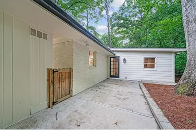 1875 Ravenwood Way NE, Atlanta, GA 30329 - Photo 22