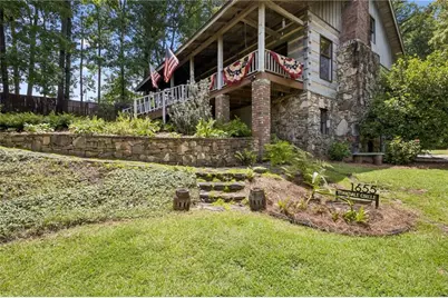 1655 Rockdale Circle, Snellville, GA 30078 - Photo 2