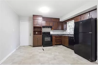 4204 Cheryl Ann Court, Stone Mountain, GA 30083 - Photo 12