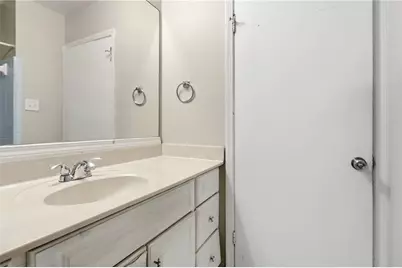 4204 Cheryl Ann Court, Stone Mountain, GA 30083 - Photo 26
