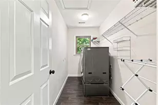 1073 Hopedale Ln, Lawrenceville, GA 30043 - Photo 28