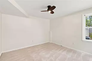 1073 Hopedale Ln, Lawrenceville, GA 30043 - Photo 40