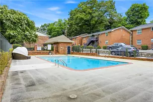 4266 Roswell Rd NE, Atlanta, GA 30342 - Photo 28