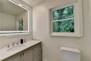 131 Denna Dr, Alpharetta, GA 30009 - Photo 20