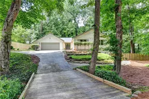 131 Denna Dr, Alpharetta, GA 30009 - Photo 1
