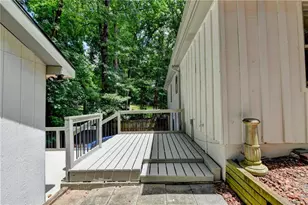 131 Denna Dr, Alpharetta, GA 30009 - Photo 46