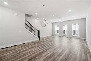 267 Mitchell Ln, Woodstock, GA 30188 - Photo 4