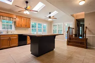 709 Larkspur Blvd NW, Acworth, GA 30102 - Photo 4