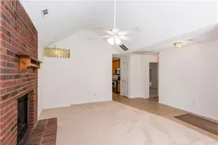 289 Marsha Way, Sharpsburg, GA 30277 - Photo 8