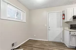 1836 Evans Dr SW, Atlanta, GA 30310 - Photo 12
