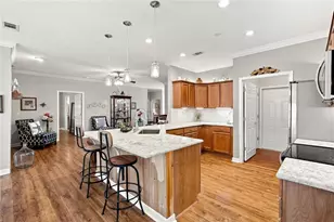 129 Holiday Rd, Buford, GA 30518 - Photo 8