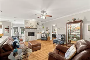 129 Holiday Rd, Buford, GA 30518 - Photo 4