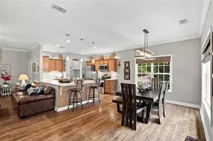 129 Holiday Rd, Buford, GA 30518 - Photo 6