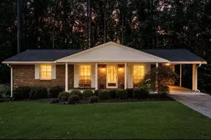 1626 Wildwood Rd, Marietta, GA 30062 - Photo 2