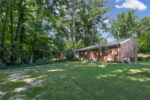 1626 Wildwood Rd, Marietta, GA 30062 - Photo 34
