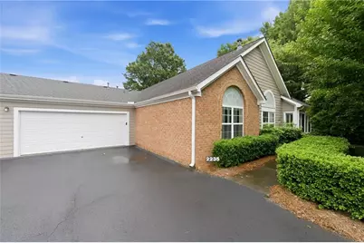 2235 Orchard Place, Roswell, GA 30076 - Photo 2