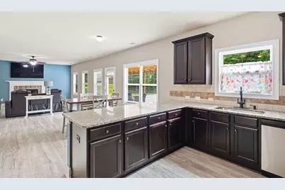 129 Waterford Drive, Jackson, GA 30233 - Photo 14