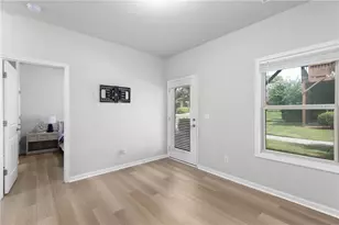 4199 Townsend Ln, Atlanta, GA 30346 - Photo 32