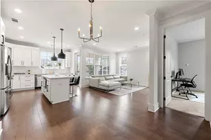 6890 Peachtree Dunwoody Rd, Sandy Springs, GA 30328 - Photo 4
