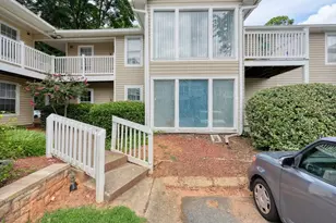 702 Augusta Dr SE, Marietta, GA 30067 - Photo 4