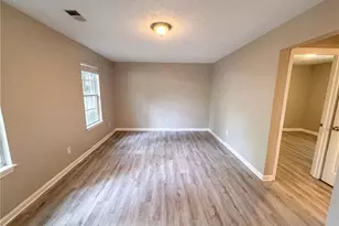 5067 Redan Rd, Stone Mountain, GA 30088 - Photo 10