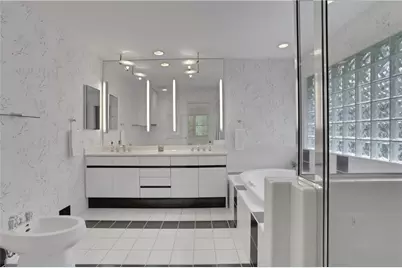 4960 Hidden Branches Circle, Dunwoody, GA 30338 - Photo 8